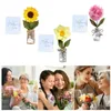 Dekorativa blommor handgjorda filtblommor hantverksmaterial som är inställda på DIY hantverk mors dag gåva bröllop gynnar mini