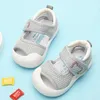 Eerste Walkers zomer hoe snijdt peuter schoenen schoenen baby jongens meisjes kinderen ademen sandalen zachte zolen anti-slip kick preventie maat 13-19