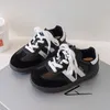 Sneakers Childrens Cricket Shoes 2023 Spring and Autumn New Girls German Training Korean Edition Boys Sports Baby Casual Little White H240411