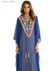 Basis Casual jurken 2024 Blue Boheemse geborduurde veter v-hals kleermuizen los zomer strandjurk plus size dames strandkleding kaftan gewaad q975 l49