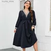 Grundläggande avslappnade klänningar plus storlek kläder Urban Office v Neck Bishop Sleeve Belted Women Spring Fall Elegant Street A-line Overdimased Casual Maxi Dresses L49