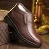 Casual Shoes 2024 Hohe Qualität für Männer Winter Herren Leder Nicht -Slip -Büro hält prägnant auf