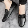 Chaussures décontractées Luxury Locons en cuir authentiques hommes Design Moccasin Fashion Slip on Soft Flat Adult Male Footwear Footwear Handmade Boat Shoe