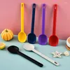 Cucchiai 1 pezzi manico lungo mescolare cucchiaio silicone multi -scopo per utensili da cucina zuppa per la casa accessori da cucina