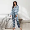 Hemkläder Silk Pyjamas Set For Women Sleep Lounge Wear Female Pyjamas Leopard Fashion Lady Long Sleeve Pants Nightwear Sexy 2024 Spring