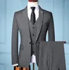 Costumes masculins lansboter gris hommes combinaisons de marié mariage 3 actifs rétro gentleman plaid de mode classique