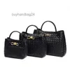 Cuir Venetas Large Andiamo Underarm Lady Sac à bandoulière Tote Designer Bottgas Capacité Sacs Grille NOUVEAU COUPE TOP TOP HEURD LAY