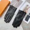 Luxury Designer Leather Mittens Men Black Sheepskin Gloves Letter Warm Cashmere Five Fingers Gloves Mens Outdoor Driving Ski Glove
