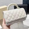 Designer Women Woc Handle Quilted Shoulder Bag Pouch France Luxury Brand Smooth Leather Flap Clutch Card Holder Purse Handväska Lady Chains Strap Crossbody Bags 19cm