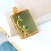 Chaînes Enmail Lotus Flower Style Pendant en naturel un collier vert jade Collier Classical Clavicule Chain Banquet Bijoux pour les femmes