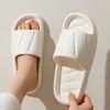 Slippers 2024 Eva Anti-Slip Anti-odor Anti-odor Sandales de salle de bain décontractées un mot