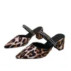 Chaussures habillées 2024 Spring and Automn Fashion Point Leopard Pattern Water Diamond Casual Grand Women's High High Heel Slippers 35-42
