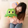 Animali peluche ripieni di peluche 1pc Duolingo Green Owl Plushing Duo Phrielie of Duo The Owl Cartoon Anime Owl Doll Dolli di compleanno per bambini con animali da peluche morbido L411