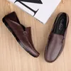 Casual schoenen aankomst mannen loafers echte lederen heren ademend man mocassins heer rijdende comfortflats