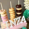 Bois Donuts Stand Holder Donut Party Rustic Wedding Table Dorations Donut Mur d'affichage pour baby Shower Birthday Party Decor