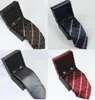 2021 Ship Mens Designer Tie Silk Slipsarduk Manschettknappar Gift Box Set Solid Red Yellow Ties for Man Business Wedding 574989703914