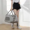 Cat Carriers Carrier Breathable Portable Travel Pet Schoudertassen voor katten en kleine honden opvouwbare handtas Airline goedgekeurd