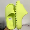 Дизайнерские скольжения Onyx Bone Sandals Foam Runners Women Mens Mens Beach Sliders Sand Slippers azure лен лен