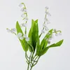 Fleurs décoratives Produit tenant Lily of the Valley Artificial Flower Simulation Mariage Home Decoration Fournitures DIY Bouquet à main