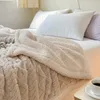 Cobertores de sofá multifuncional quarto casual quarto outono de inverno de inverno espessado de cashmere de cor pura de veludo de cor pura