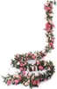 Decoratieve bloemen Kunstmatige slinger nepbloem Rose Vine levense zijden muurhangen plant voor bruiloftsboogdeurdecoratie