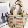 2024 BASSA DESIGNER DONNA PAGNA PAGNA DI NYLON BASSE DELLA PASSEGGIO PERSCE COLORE RAINBOW BAGUETTE CROVE BAGUETTE Signora Piccola Borsa da spiaggia BASS