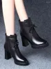 Stiefel dicke Ferse kurze Frauen wasserdichte Plattform mit hohem Hecken plus Samt Schnürschnee mit mittlerer Röhre Single