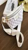 Designer White midjebältespåse för kvinnor Luxury Fanny Pack Korean Chest Bum Bag Fashion Money Pures Crossbody Heart Bag Wallet9699663