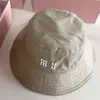 5 цветов ковша дизайнер шляпы Sunhat Luxury M Letter Wide Brim Hats мод