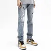 Jeans personalizados de rua americanos com zíperes angustiados e design de hiphop de winter de inverno de inverno de inverno 240411