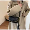 2024 Hiver Nouvelle chaîne de haute qualité à la mode sous la mode Small Square Single Single Bandbody Sac à bandoulière 78% sur magasin en gros