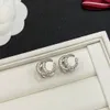 925 Silberohrohrringe Designer für Frauen Klassiker unregelmäßiger Split -Ohr -Ohrringe -Bolzenbuchstaben Ohrringe Schmuck Set Valentine Day Geschenk Engagement