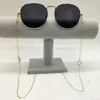 Brillenkettenbrillen Kette Schwarzes Blattbrillen stehen mit Sonnenbrille Ständer Frauenhals Maske Schlinge C240411