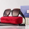 2024 Nowe okulary przeciwsłoneczne damskie okulary przeciwsłoneczne głośny głos duży kwadratowy ekran czerwone szklanki tiktok płaskie światło.