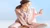 Ny design Vinterkvinnor Silk Pyjamas Set Kvinnlig långärmad pyjamasdräkt Hemkläder Simple Women Cardigan Brand Pyjamas Set1183081