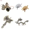 1pc mässingsnyckelringhänge Vintage Six-Character Bell Heart Sutra Bell Three Lions Bell Car Pendant Turtle Keychain