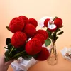 Pudełka biżuterii aksamitne pierścień róży pudełko czerwone kreatywne kolczyki róży stojak na prezent pudełko na pannę młodą biżuterię do przechowywania biżuterii