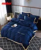 Sisher Luxury Bedding Set 4PCSフラットベッドシートブリーフ羽毛布団カバーセットキング快適なキルトカバークイーンサイズのベッドクロスリネンY29859663