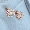 Manşet bağlantıları lüks manşetler için lotus cufflink içi boş tasarım takım elbise gömlek düğmeleri kişiselleştirilmiş paslanmaz çelik mücevher etnik hediyeler y240411