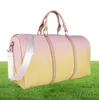 Designer Hoogwaardige gradiënt Kleur Fashion Travel Bag Big Flower Men Dames Duffer Leer Bagage Handtassen Grote capaciteit Sport8816870