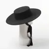 Bred Brim Felt Hat Flat Top Winter Boater Hatts For Women Men Ribbon Lace Up Chin Strap Fashion Wool Ladies Ourdoor 240403