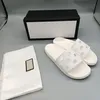 Дизайнерские сандалии Ltaly Slippers Paris Новые резиновые слайды сандалии цветочные парчовые женщины мужчины с тапочкой плоские дниты Flip Flops Fomens Fashion Sandal Sandal