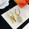 럭셔리 키 잠금 장치 후프 이어링 디자이너 매력 Dangler Eardrops 다이아몬드 스터드 18K 골드 실버 도금 스테인리스 스틸 패션 여성 보석류 웨딩 파티 선물