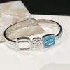 Marque bracelet de luxe Bracelet Bangles Mens Femmes Titane en acier inoxydable lettre de marque Bijoux charme accessoire de cadeau de haute qualité