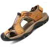 Sandaler Gladiator för män sommar utomhus strandskor avslappnad plus storlek 38-48 kvinnors glidbanor läder sneakers andas andas