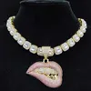 Colares pendentes homens mulheres Hip Hop Bite Colar de forma de lábios com corrente de cristal de 13 mm Iced Out Bling Hiphop Fashion Charm Jewelry 230613