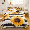 Zonnebloem dekbedoverdeksel gestreepte beddengoedsets Zwarte strepen gele zonnebloemen Design White Black Boys Girls Quilt Cover Queen