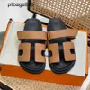 Italien chypres sandaler platt äkta läder kardborrband 7a mocka sandal vert mules brev utomhus loafers casual