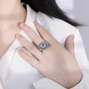 Cluster Anneaux Vintage S925 Bleu de mer en argent sterling 8 8 mm Sapphire Fleur Luxurious Ring Women's Bielry Wedding Wedding Proposition Gift