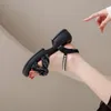 Оптовые женские сандалии тапочки черная мода настоящая материал летняя кофейная мода черная плоская туфли настоящая кожаная материал хаки с коробкой